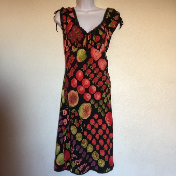 Betsey Johnson fruit dress - Picture 3 of 3